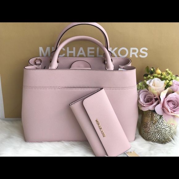 🌷MICHAEL KORS Medium Blossom Satchel Set - Picture 2 of 7